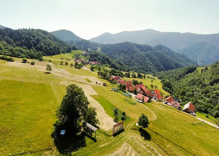 Olga & Ludvik Country شقة *