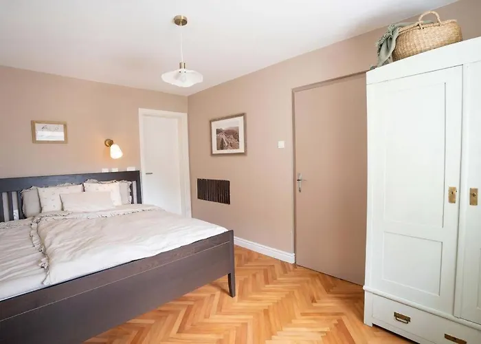 شقة Olga & Ludvik Country Podbrdo