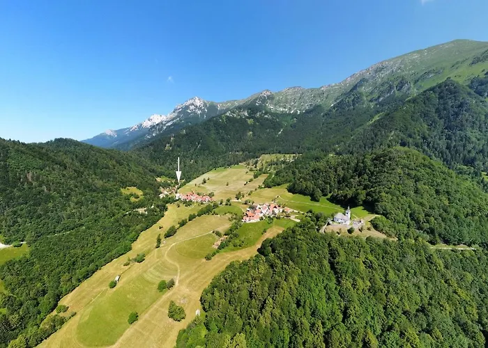 Olga & Ludvik Country