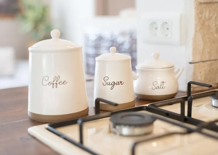 Olga & Ludvik Country