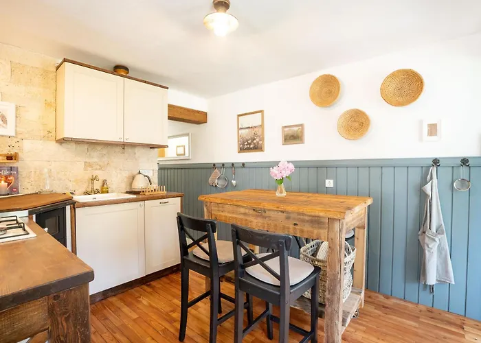 Olga & Ludvik Country * Podbrdo